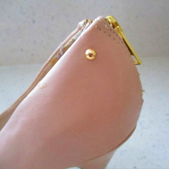 Call It Spring Nude Heels w/ Gold Hardware Sz 7.5 - Picture 5 of 10